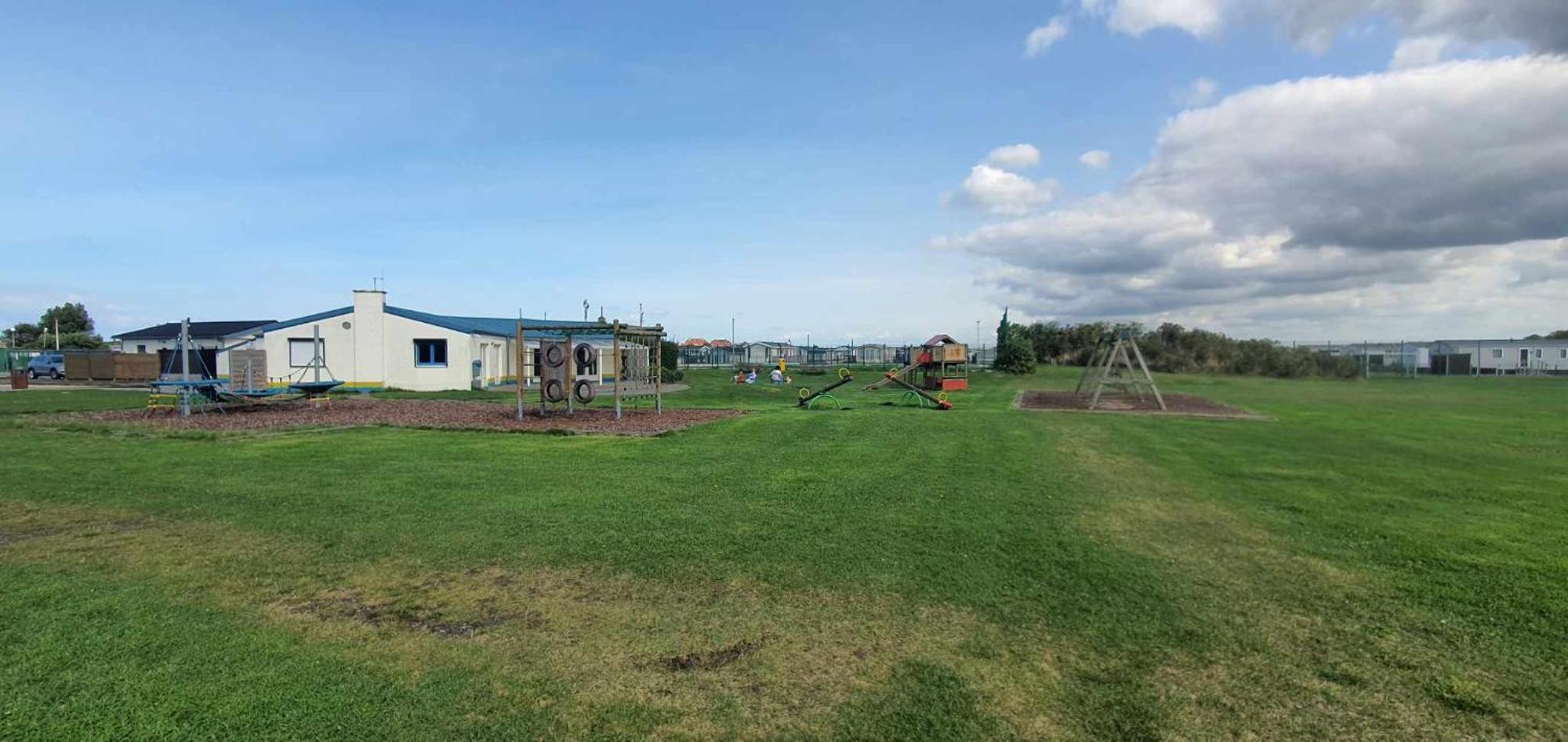 Mobile Home Au Camping New Vennepark Harendijk Δωμάτιο φωτογραφία